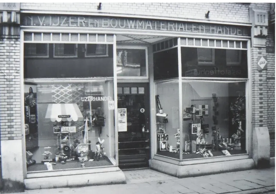 Zijde B voor de kaart van N.V. Woerdense IJzer- en Bouwmaterialenhandel